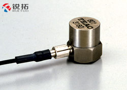 日本TEAC 601电压加速度传感器